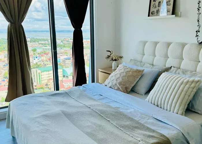Apartment Azure Staycation By Maxan